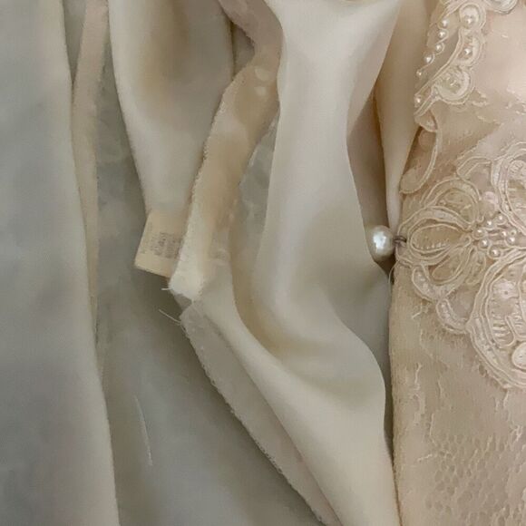 Nah Nah Woman Ivory Vintage Lace Formal Lined Embellished Sequin Dress Jacket - Picture 8 of 8